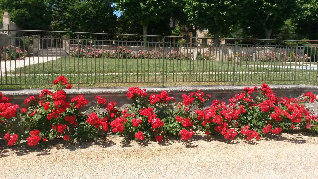 La Milane Bed & Breakfast Cabries Bagian luar foto