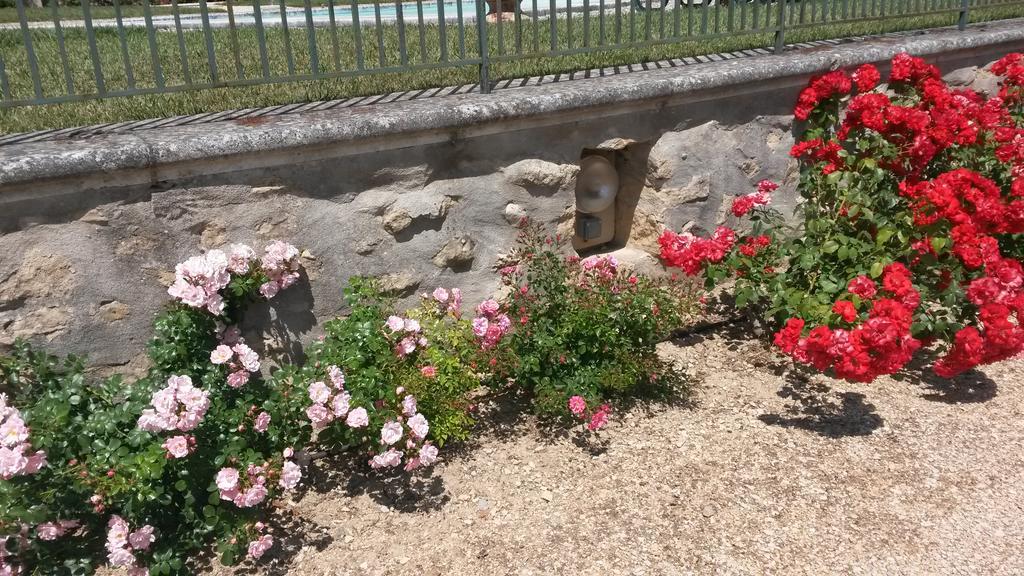 La Milane Bed & Breakfast Cabries Bagian luar foto
