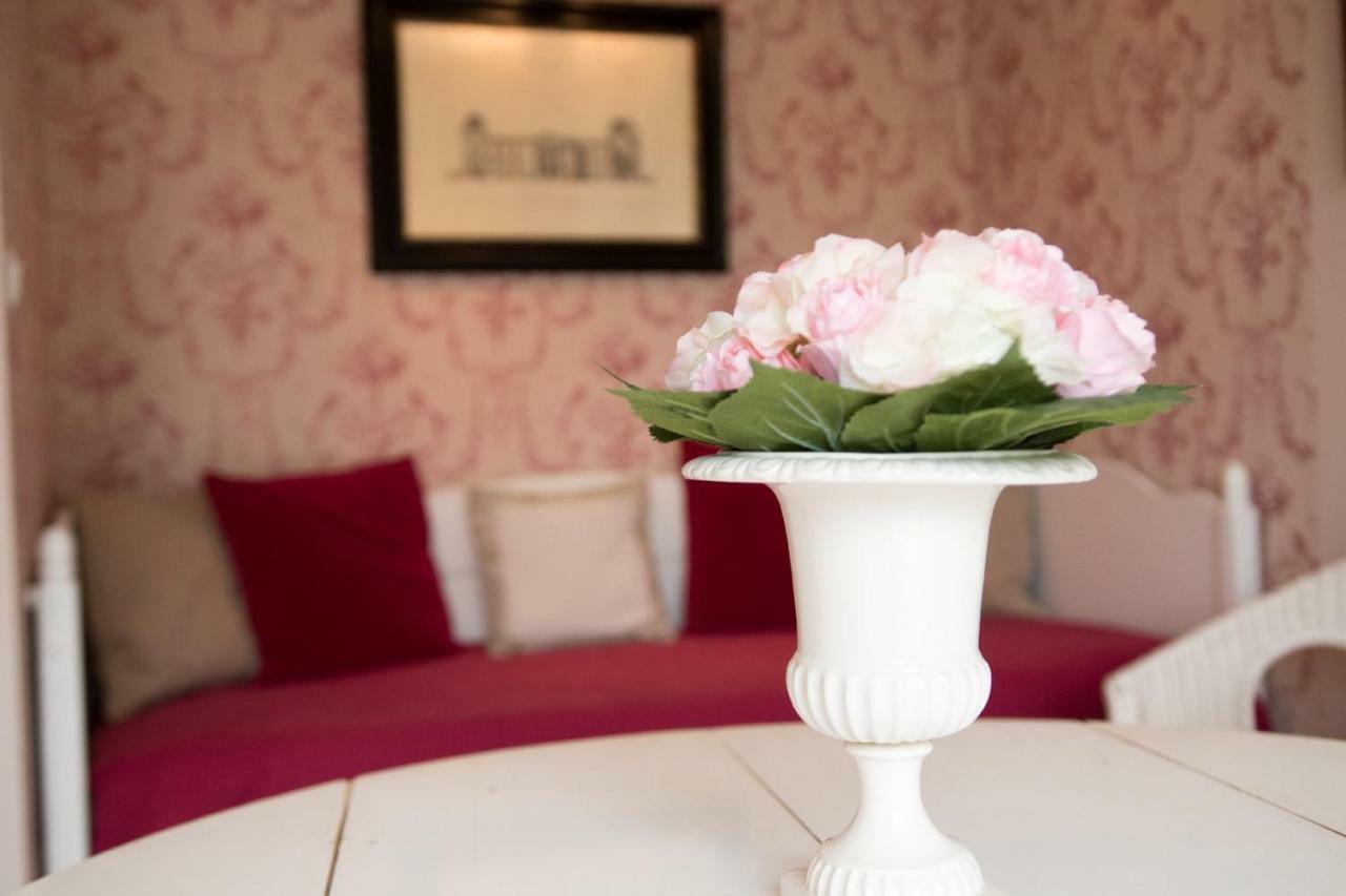 La Milane Bed & Breakfast Cabries Bagian luar foto